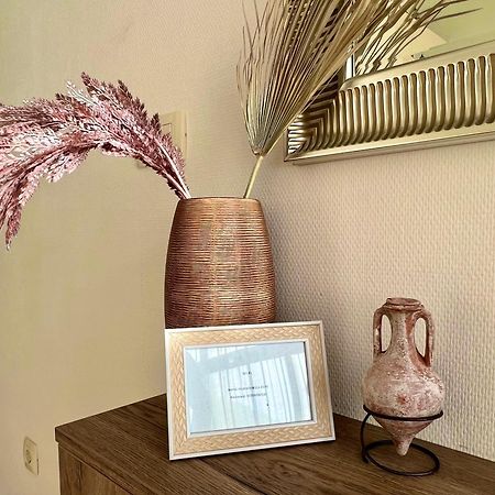 Acacia Hill B8 Apartment Ðenovići Bagian luar foto