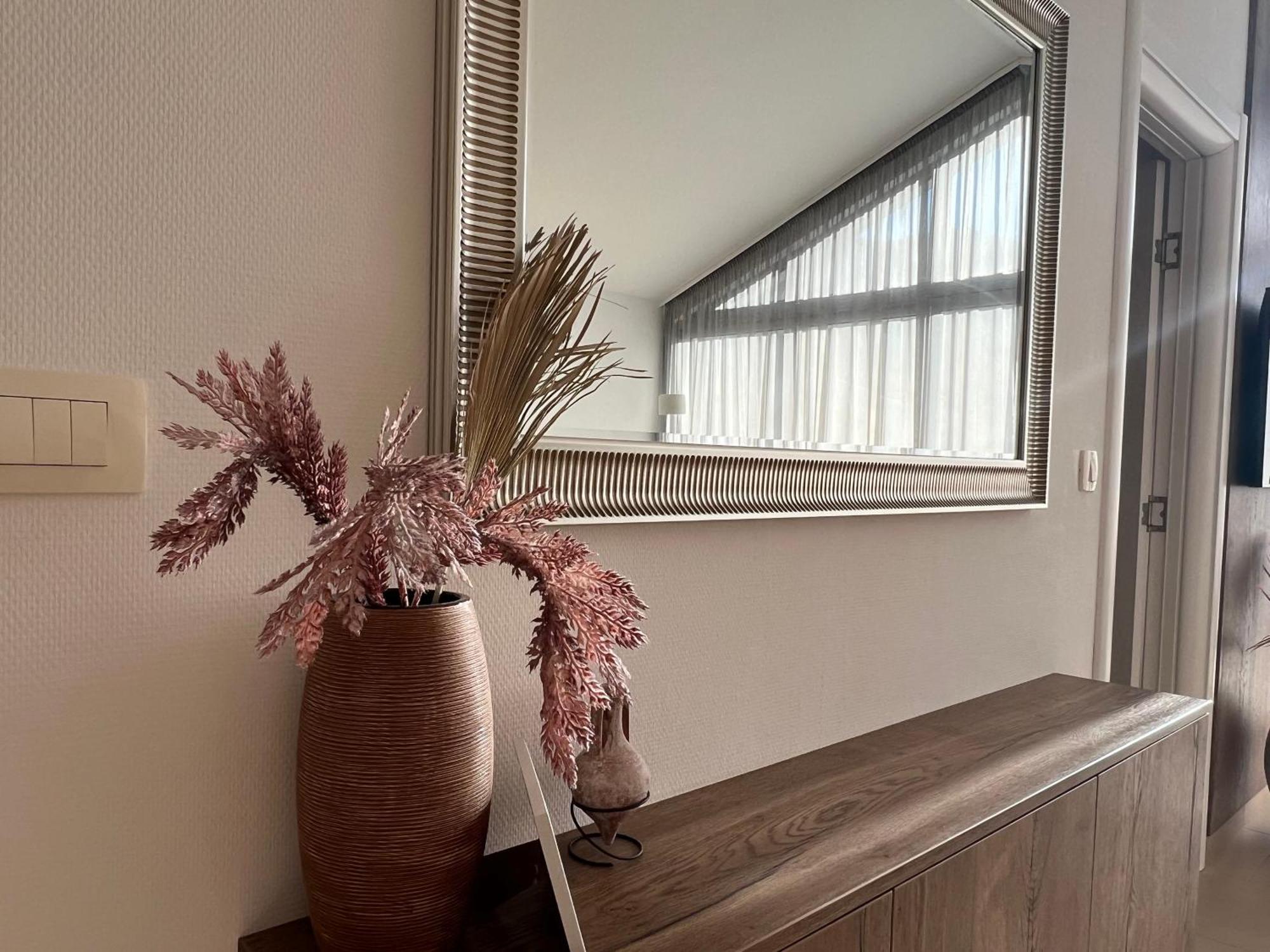 Acacia Hill B8 Apartment Ðenovići Bagian luar foto